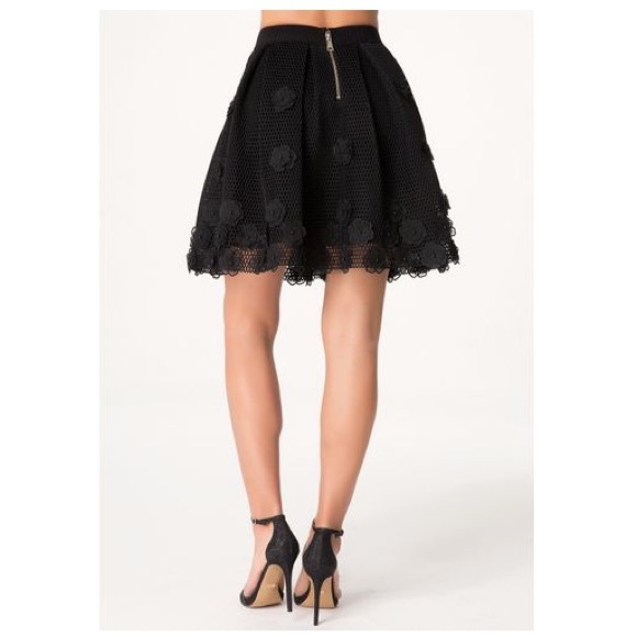 🌹bebe LUXURY EDITION Black Applique Flower Skirt - Picture 6 of 9